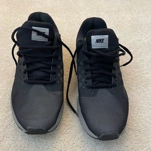 Nike Black Running Shoes Sz 8
